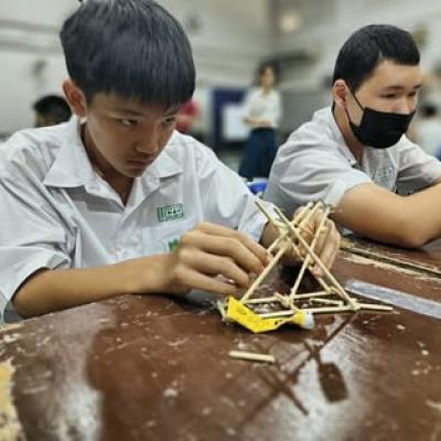 Chuzhongkexueying 4